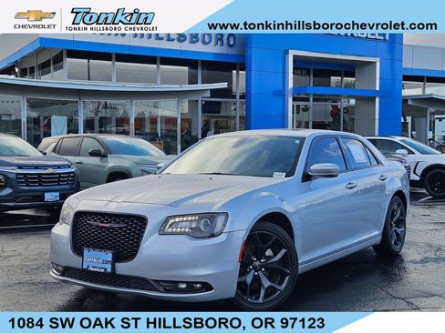 Used 2023 Chrysler 300 S image 1