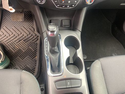 Used 2016 Chevrolet Cruze LT image 8