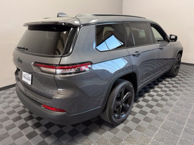 Used 2023 Jeep Grand Cherokee L Laredo AWD/4WD image 8