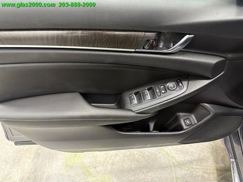 Used 2020 Honda Accord EX image 27