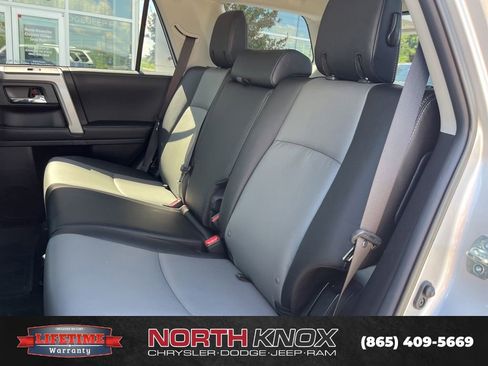 Used 2022 Toyota 4Runner SR5 Premium RWD image 14