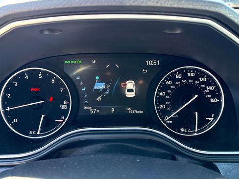 Used 2022 Toyota Avalon Touring w/ Advanced Safety Package image 32