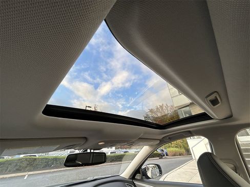 Certified 2022 INFINITI Q50 Luxe w/ Cargo Package image 24