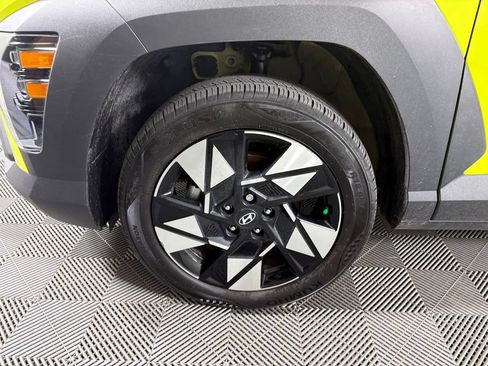 Used 2024 Hyundai Kona SEL AWD/4WD image 11