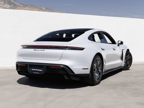 New 2026 Porsche Taycan GTS AWD/4WD image 7