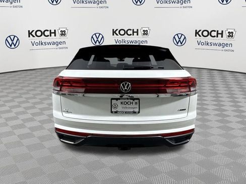 New 2026 Volkswagen Atlas Cross Sport SE AWD/4WD image 8