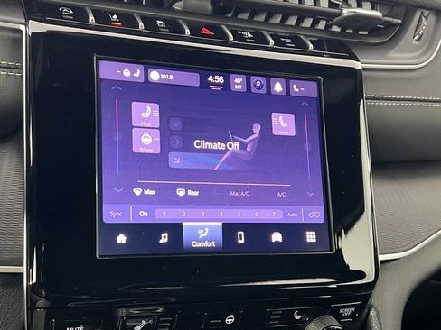 New 2025 Jeep Grand Cherokee Laredo image 33