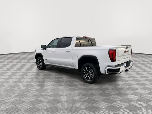 Used 2024 GMC Sierra 1500 AT4 w/ Technology Package image 5