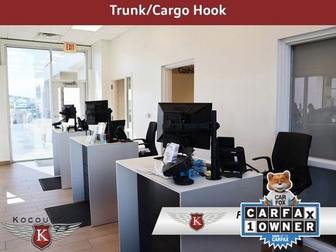 Used 2024 Hyundai Elantra SEL image 38