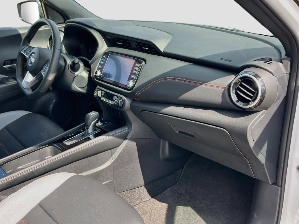 Used 2024 Nissan Kicks SR w/ SR Premium Package FWD image 30