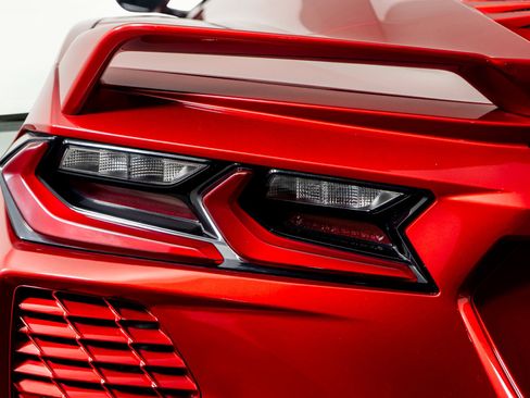 Used 2021 Chevrolet Corvette Stingray Convertible w/ Battery Protection Package image 13