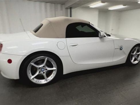 Used 2007 BMW Z4 3.0si image 9