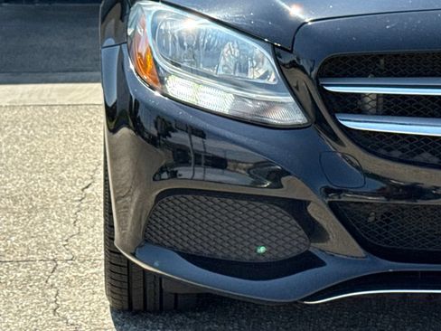 Used 2018 Mercedes-Benz C 300 4MATIC Sedan image 5