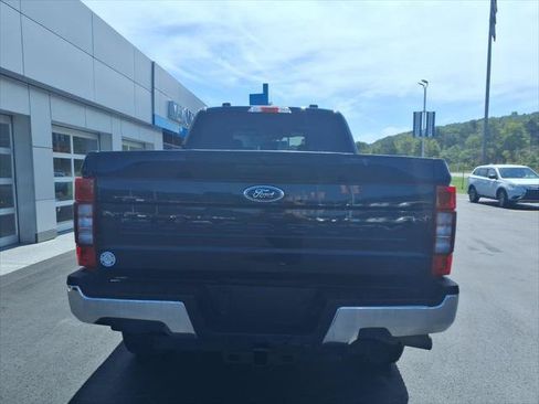Used 2022 Ford F250 XLT AWD/4WD image 6