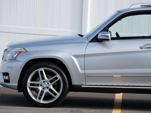 Used 2010 Mercedes-Benz GLK 350 4MATIC image 24