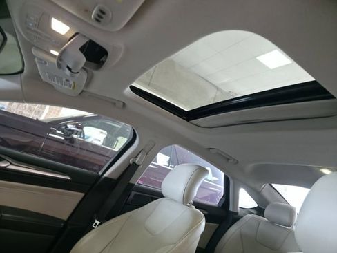 Used 2015 Ford Fusion Titanium image 10