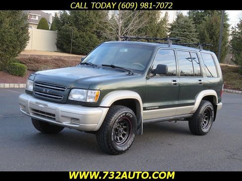 Used 2000 Isuzu Trooper S image 1