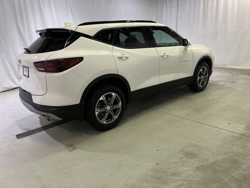 Certified 2023 Chevrolet Blazer LT w/ Convenience Package FWD image 11