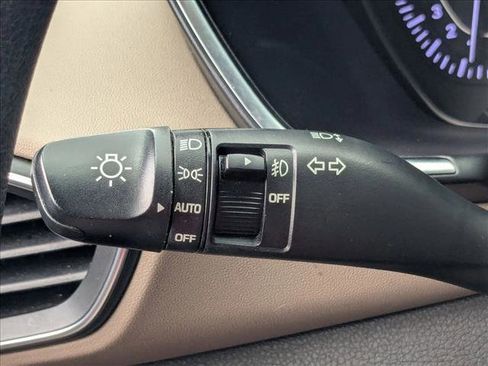 Used 2020 Hyundai Santa Fe SEL FWD image 6