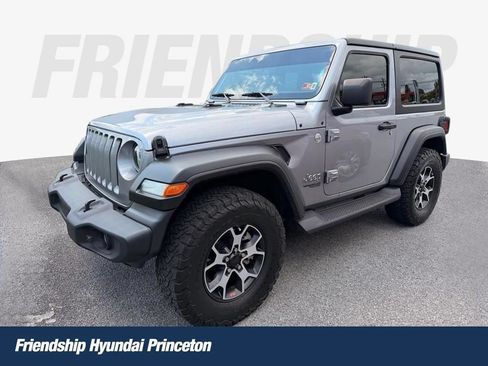 Used 2019 Jeep Wrangler Sport AWD/4WD image 1
