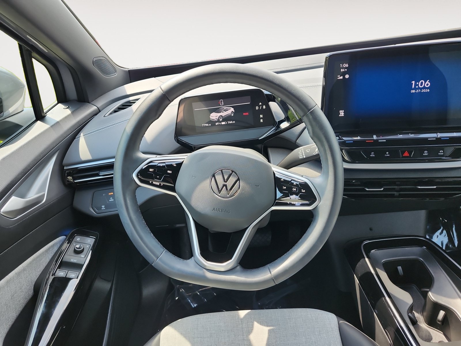 Used 2024 Volkswagen ID.4 2WD image 12