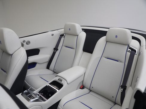 Certified 2017 Rolls-Royce Dawn image 33