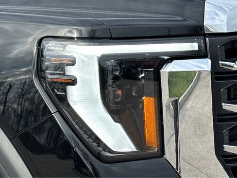 New 2026 GMC Sierra 2500 SLE w/ SLE Value Package; image 19