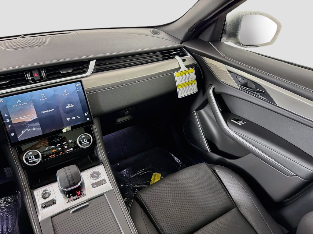 New 2026 Jaguar F-PACE R-Dynamic S AWD/4WD image 25