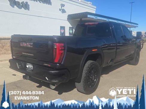 Used 2024 GMC Sierra 2500 AT4 w/ AT4 Premium Plus Package AWD/4WD image 3
