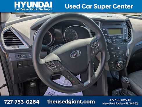 Used 2016 Hyundai Santa Fe Sport image 11
