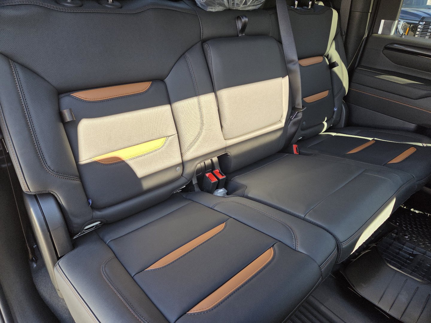 New 2026 GMC Sierra 2500 AT4 w/ AT4 Premium Plus Package AWD/4WD image 26
