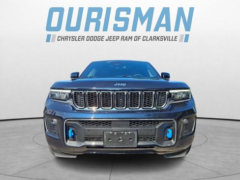 Used 2023 Jeep Grand Cherokee Overland AWD/4WD image 2