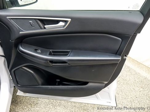 Used 2024 Ford Edge SEL w/ Convenience Package image 25