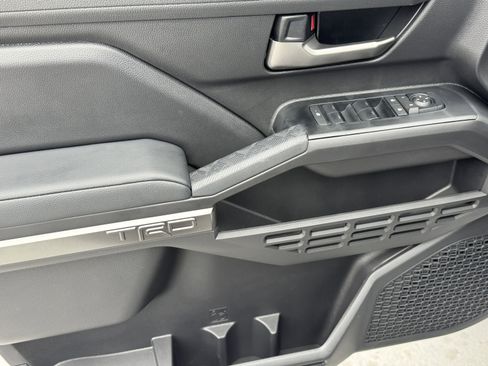 New 2025 Toyota Tacoma TRD Sport image 18