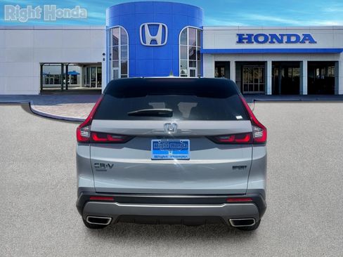 Certified 2025 Honda CR-V Sport image 7