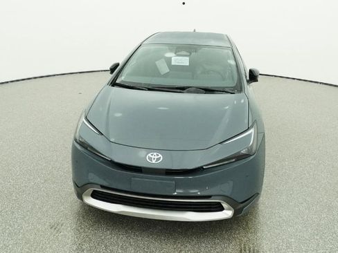 New 2026 Toyota Prius SE image 14