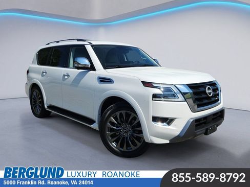 Used 2023 Nissan Armada Platinum w/ Captain's Chairs Package AWD/4WD image 1