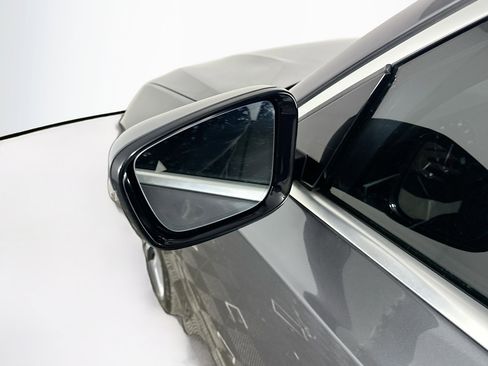 Used 2020 BMW 330i xDrive Sedan w/ Driving Assistance Package image 16