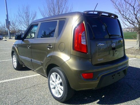 Used 2012 Kia Soul + image 29
