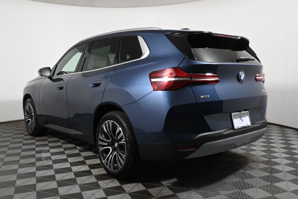 Used 2026 BMW X3 xDrive30i w/ Convenience Package AWD/4WD image 5