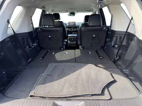 Used 2023 Honda Pilot EX-L image 4