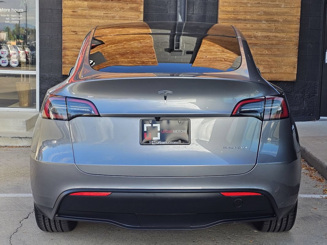 Used 2025 Tesla Model Y Long Range AWD/4WD image 12