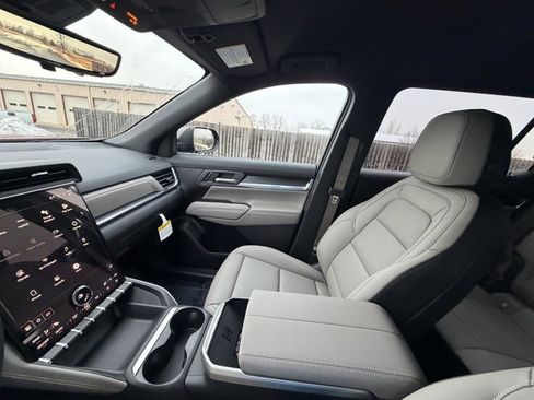 New 2026 GMC Terrain Elevation w/ Elevation Premium Package image 13