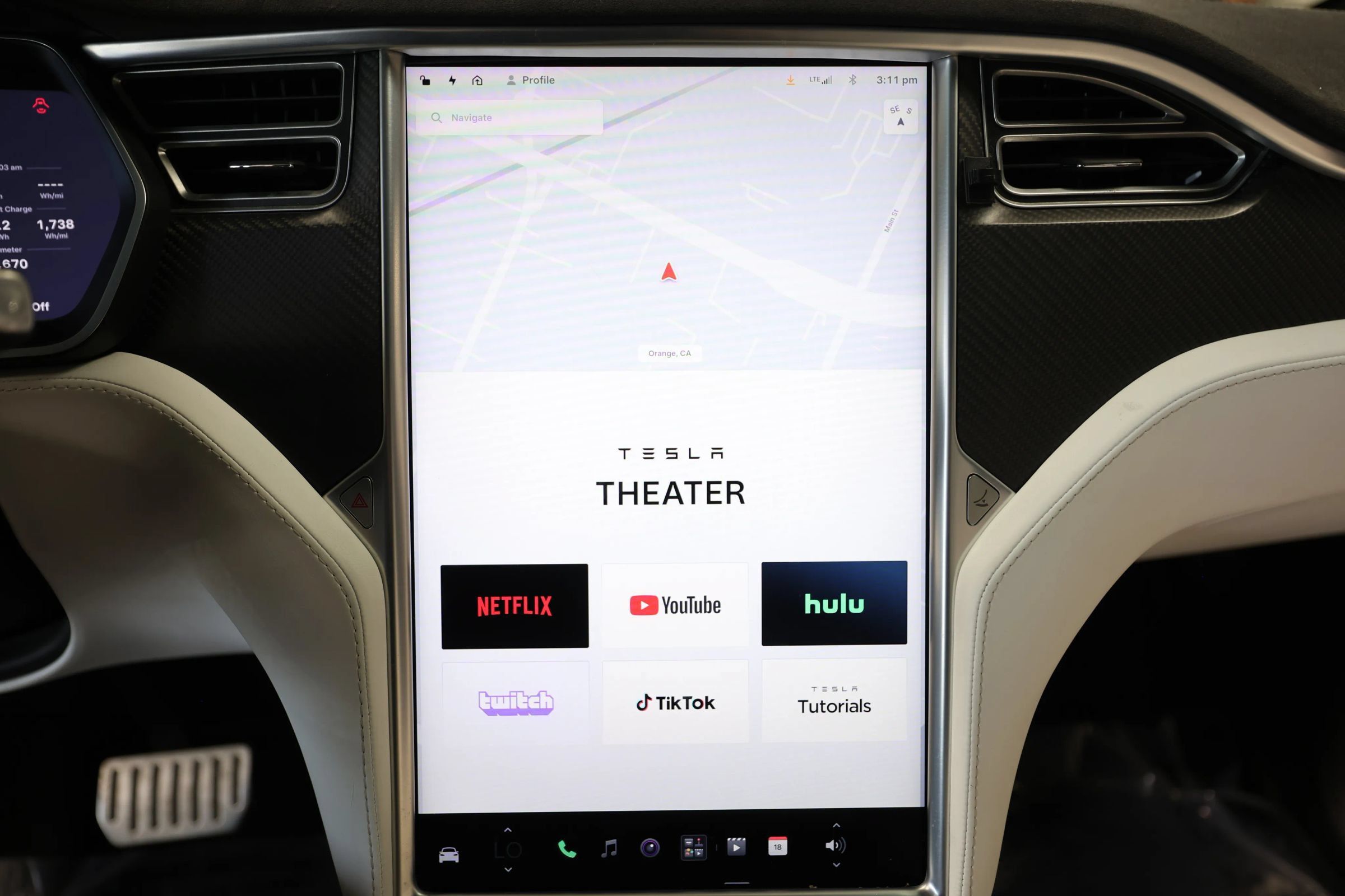 Used 2016 Tesla Model X Performance AWD/4WD image 72