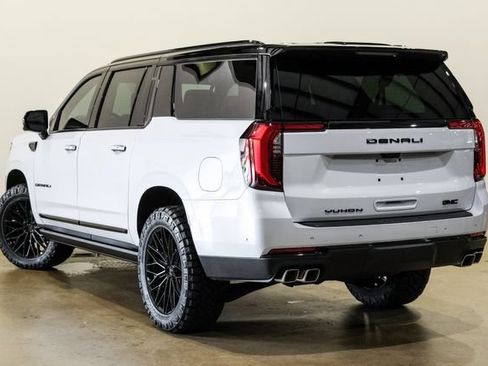 Used 2026 GMC Yukon XL Denali Ultimate AWD/4WD image 17