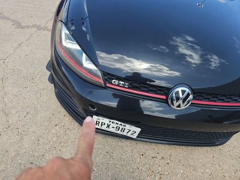 Used 2017 Volkswagen GTI S FWD image 8