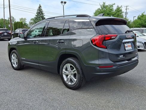 Used 2019 GMC Terrain SLE w/ Driver Convenience Package AWD/4WD image 4