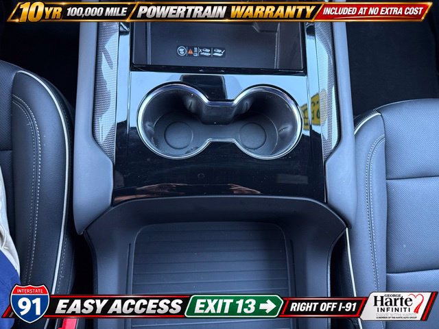 Used 2025 GMC Yukon Elevation AWD/4WD image 21