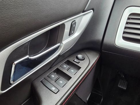 Used 2015 GMC Terrain SLT w/ Chrome Edition image 15