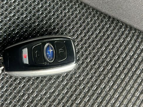 Certified 2025 Subaru Forester Premium AWD/4WD image 28
